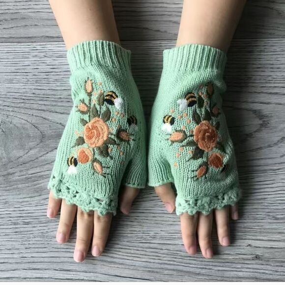 Knit Embroidered Flower Fingerless Gloves in Mint OSFA - Picture 1 of 3